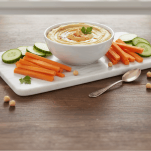 Snack - Hummus mit Gemüsesticks